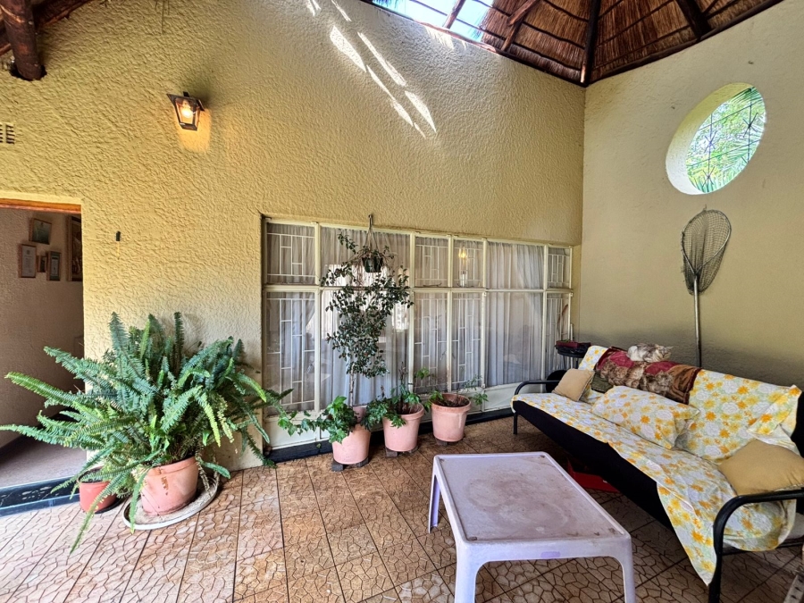 4 Bedroom Property for Sale in Flamwood North West